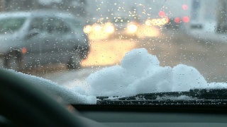 HD:在雪中驾驶视频素材模板下载