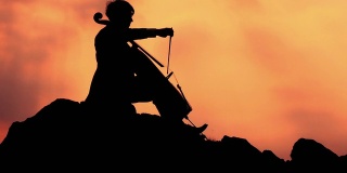 HD CRANE:在日落时演奏大提琴
