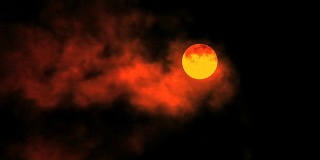 橘红色的满月