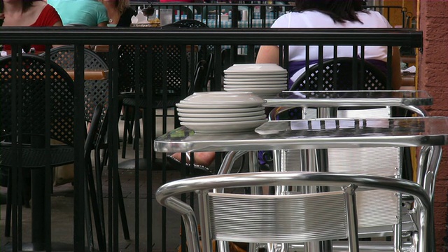 Sidewalk Cafe, Outdoors. Fine dining. Restaurant.