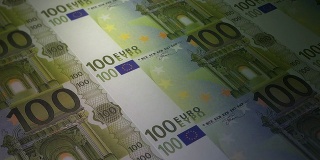 印制100欧元纸币