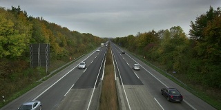 慢镜头:高速公路