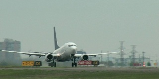 波音737飞机起飞