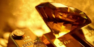 琥珀钻石和黄金资产