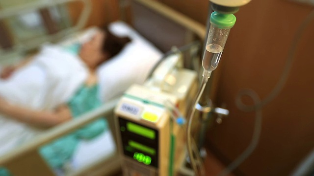 住院使用生理盐水容量输液泵的病人