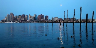 波士顿的满月