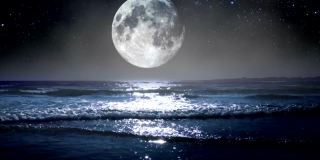 海上的大月亮。高清