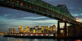 托宾桥和波士顿天际线的时间流逝