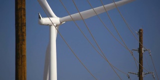 Wind turbine and power lines