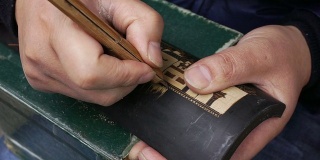 中国传统手工艺，竹雕。