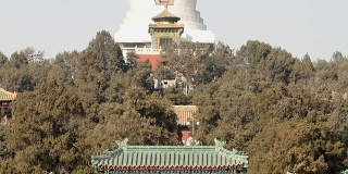 北京北海公园的白塔