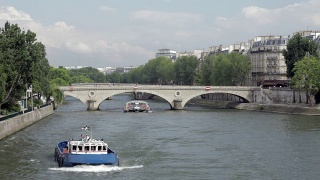 夏日的巴黎，塞纳河视频素材模板下载