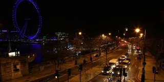伦敦、堤岸和大本钟的夜景。时间流逝。
