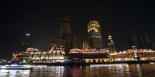 现代建筑与天津都市夜景，时光流逝。