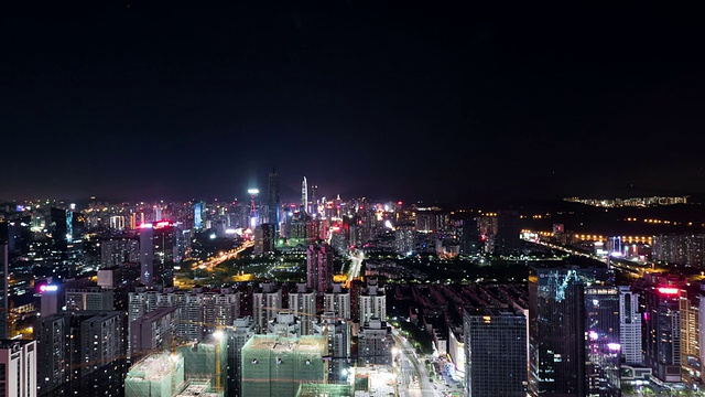 夜景深圳的天际线、建筑和交通，时光流逝。