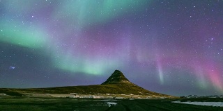 高清延时:冰岛Kirkjufell的北极光