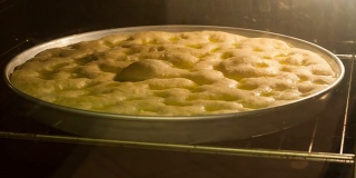 佛卡夏面包在烤箱中发酵的时间间隔