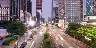繁忙的城市街道和现代化的建筑在深圳日日夜夜，时光流逝。
