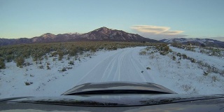 冬季雪驾驶延时新墨西哥北部桑格瑞德克里斯多山脉