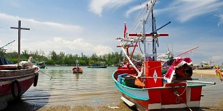 亚洲渔船停泊