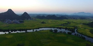 日落喀斯特地区，桂林，中国