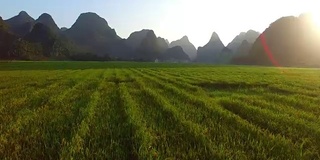 日落喀斯特地区，桂林，中国