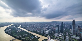 广州市暴雨日落时间