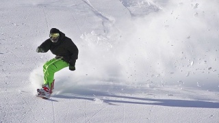 单板滑雪新雪转视频素材模板下载