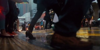 雨中的香港街道