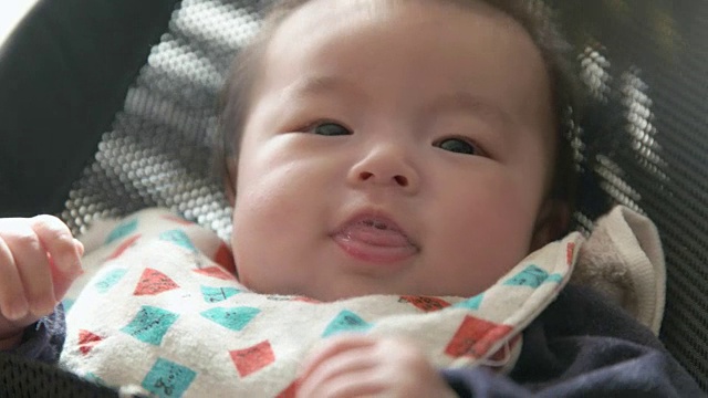 4K，日本宝宝的父母视频。