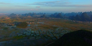 日落喀斯特地区，桂林，中国