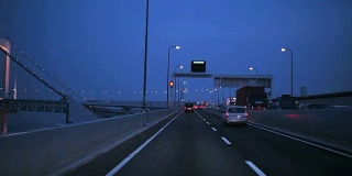 在东京开车-虹桥