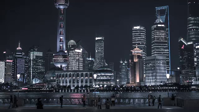 上海街头夜景