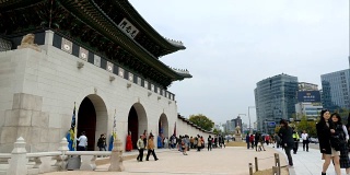 时光流逝——韩国京福宫拥挤的人群