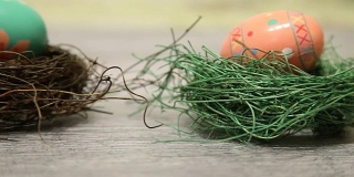 巢中的复活节彩蛋