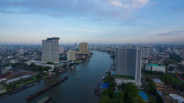 俯瞰湄南河和曼谷