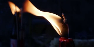 HD时间流逝:燃烧的蜡烛棒
