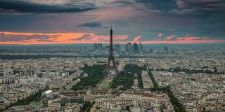 时光流逝:巴黎鸟瞰图