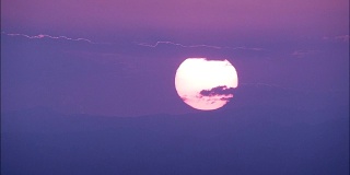 日落在萨拉戈萨-鸟瞰-阿拉贡，萨拉戈萨，萨拉戈萨，西班牙