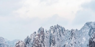 黄山的雪景，时间间隔4k