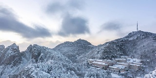 黄山的雪景，时间间隔4k