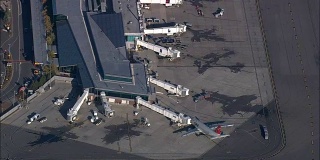 曼彻斯特市机场鸟瞰图-新罕布什尔州，罗金厄姆县，美国