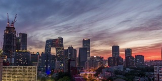 时光流逝——北京天际线的高景，从白天到黄昏的过渡(RL Pan)