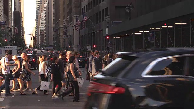 曼哈顿中城人行横道慢镜头