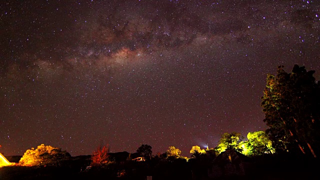 在时间流逝中旋转的星星- Gîte de Bélouve