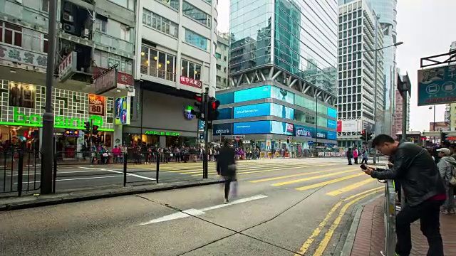 香港旺角街行人拥挤