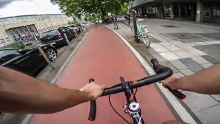 在城市里骑车视频素材模板下载