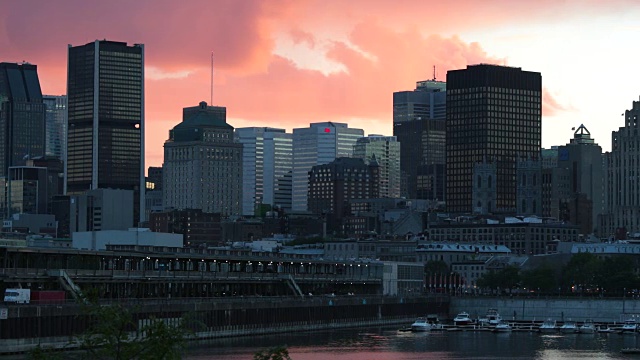 蒙特利尔，魁北克城市风景在日落