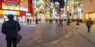 延时:行人拥挤的购物秋叶原电力镇东京夜晚