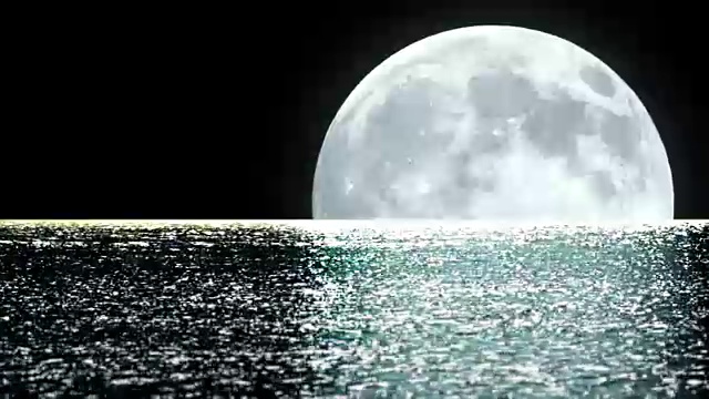 海面上的月亮